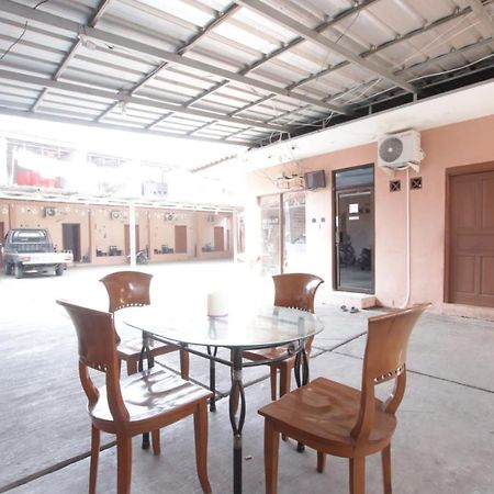 Oyo 91490 Hotel Rumah Kita Cirebon Dış mekan fotoğraf