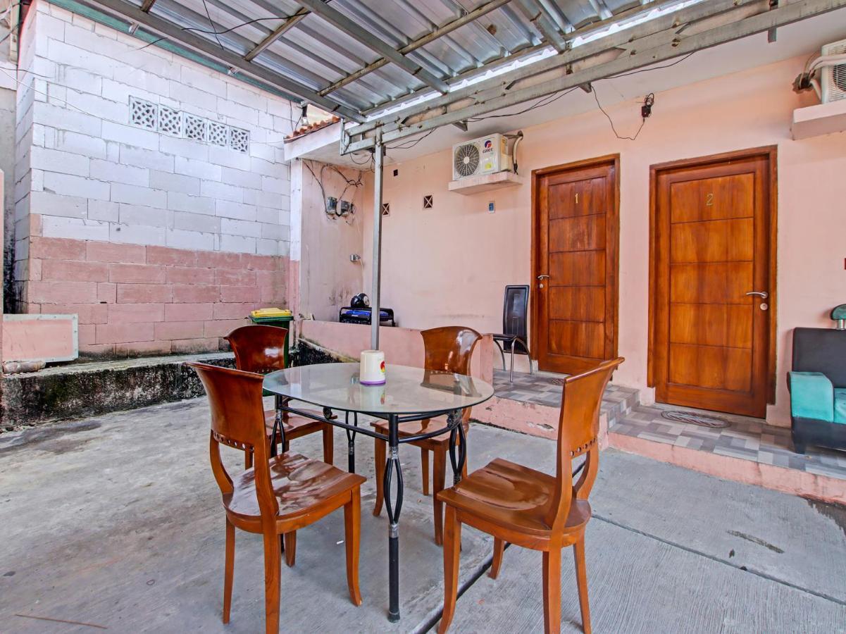 Oyo 91490 Hotel Rumah Kita Cirebon Dış mekan fotoğraf