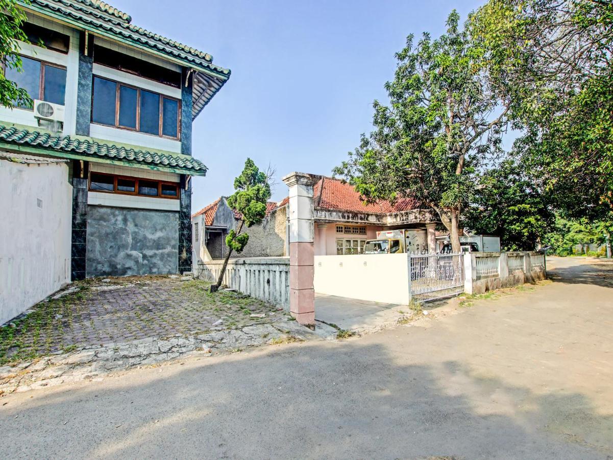 Oyo 91490 Hotel Rumah Kita Cirebon Dış mekan fotoğraf