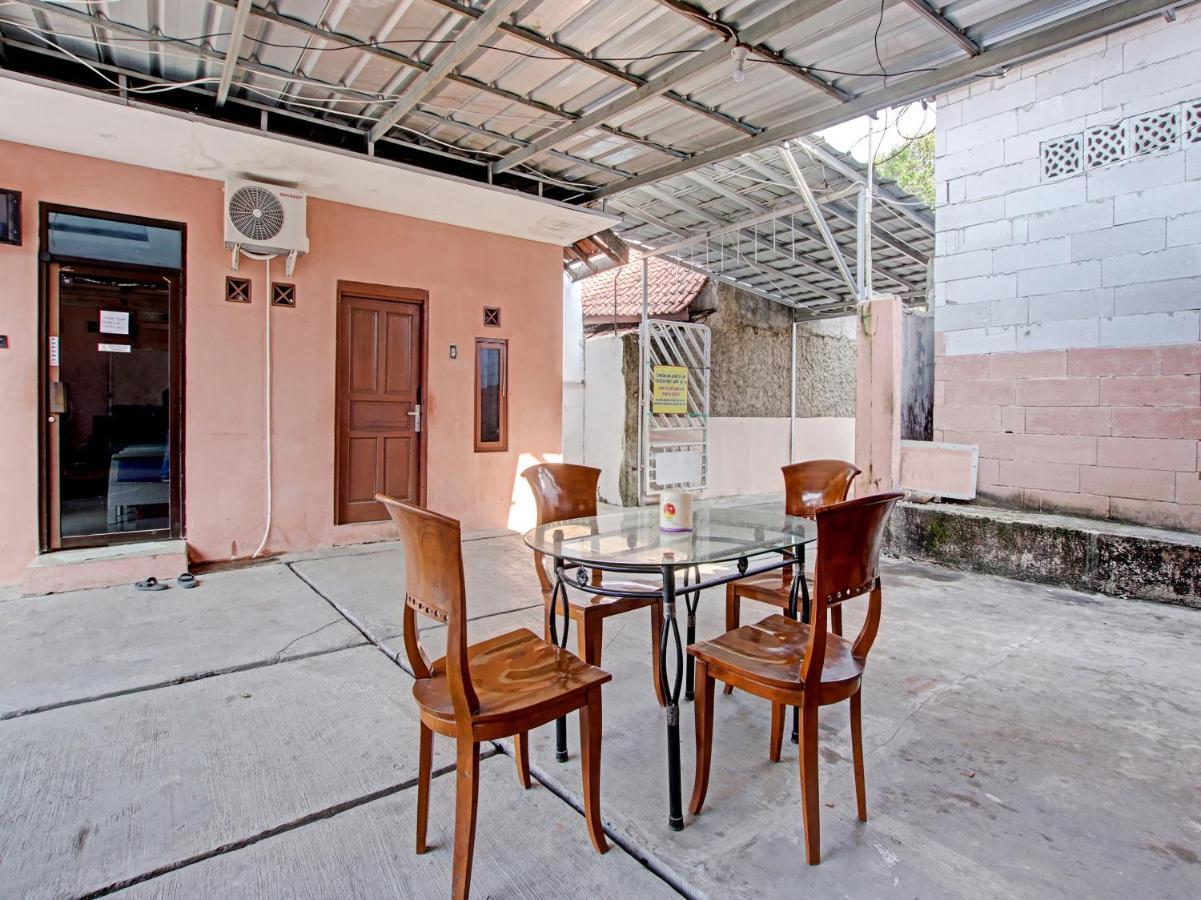 Oyo 91490 Hotel Rumah Kita Cirebon Dış mekan fotoğraf